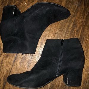 Black Steve Madden Irina Zip Booties